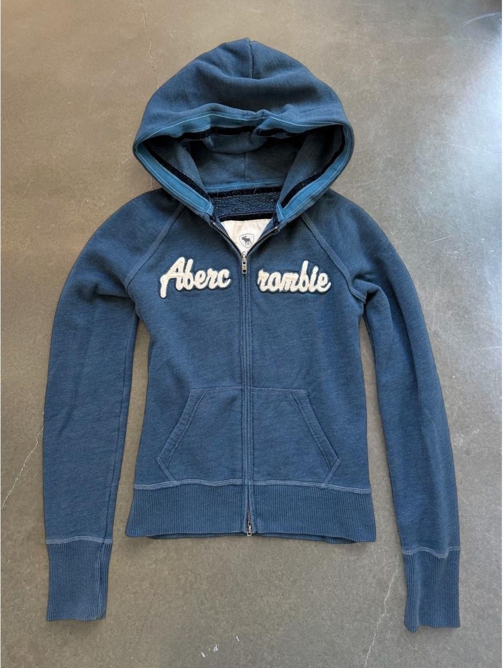 Abercrombie & Fitch Vintage Y2K Hoodie | Women’s Large